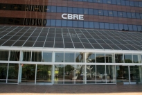 17. Plaza