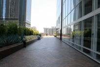 21. Plaza