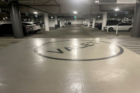 75. Valet