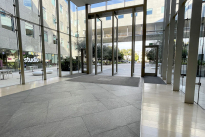 28. Lobby