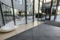 25. Lobby
