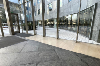 24. Lobby