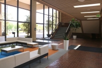 15. Lobby