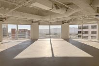 135. Suite 880