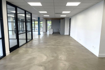 7. 5000 Bld. 200 Suite
