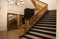 34. Lobby