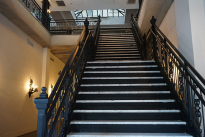37. Lobby