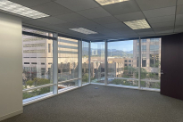 80. Suite 400