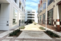 17. Plaza