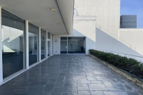 99. Suite 900
