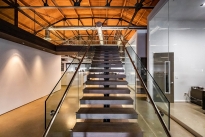 34. Interior