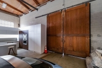 70. Interior