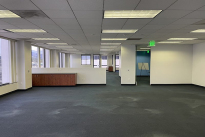 43. Suite 400