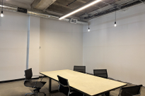 30. Suite 200