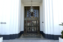19. Exterior