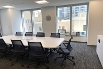 198. Suite 685