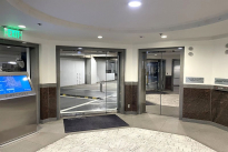 33. Lobby