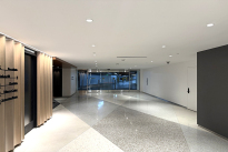 27. Lobby