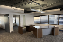 80. Suite 500