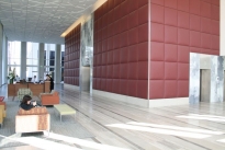 33. Lobby