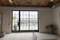 8. Interior 