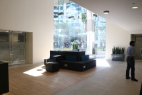 33. Lobby