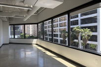 90. Suite 400