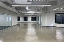 78. Suite 304