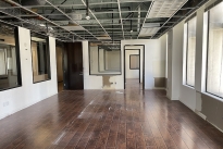 90. Suite 900