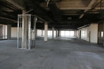 100. Fortieth Floor