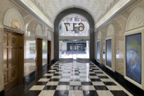 14. Lobby