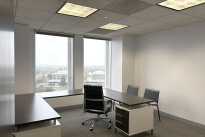 98. Suite 810