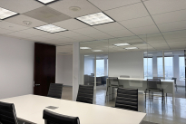 100. Suite 810