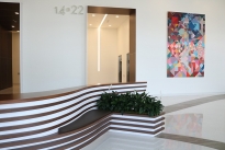 32. Lobby