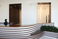 33. Lobby
