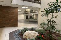 28. Lobby