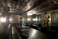 98. Catwalk Bar