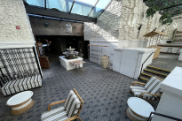 23. Atrium