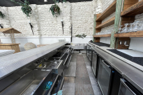 32. Atrium