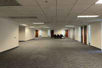90. Suite 800