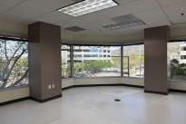 33. Suite 200