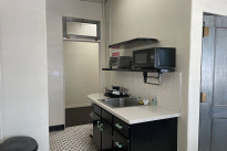 83. Suite 220