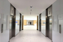 28. Lobby
