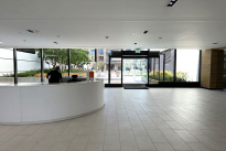 33. Lobby