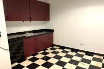100. Suite 750