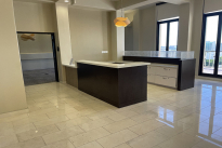 122. Suite 900
