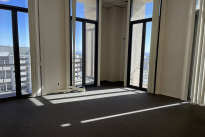 120. Suite 900