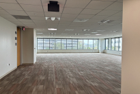 124. Suite 350