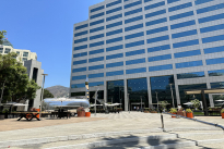 21. Plaza