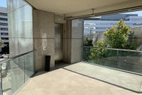 37. Exterior